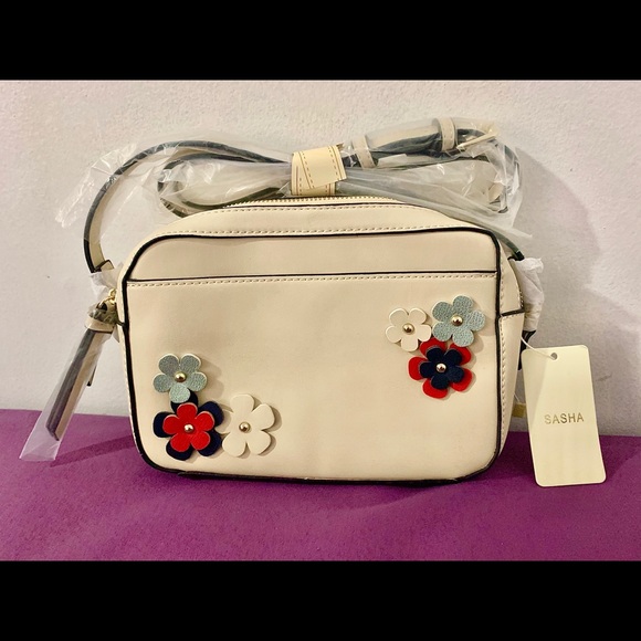 Sasha Crossbody Bag with Flower Applique | Beige - Picture 2 of 6
